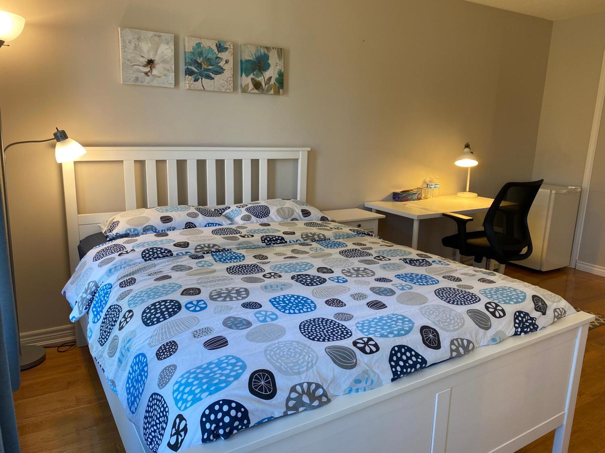 Comfort Rooms Near Toronto Airport มิสซิสซอกา ห้อง รูปภาพ