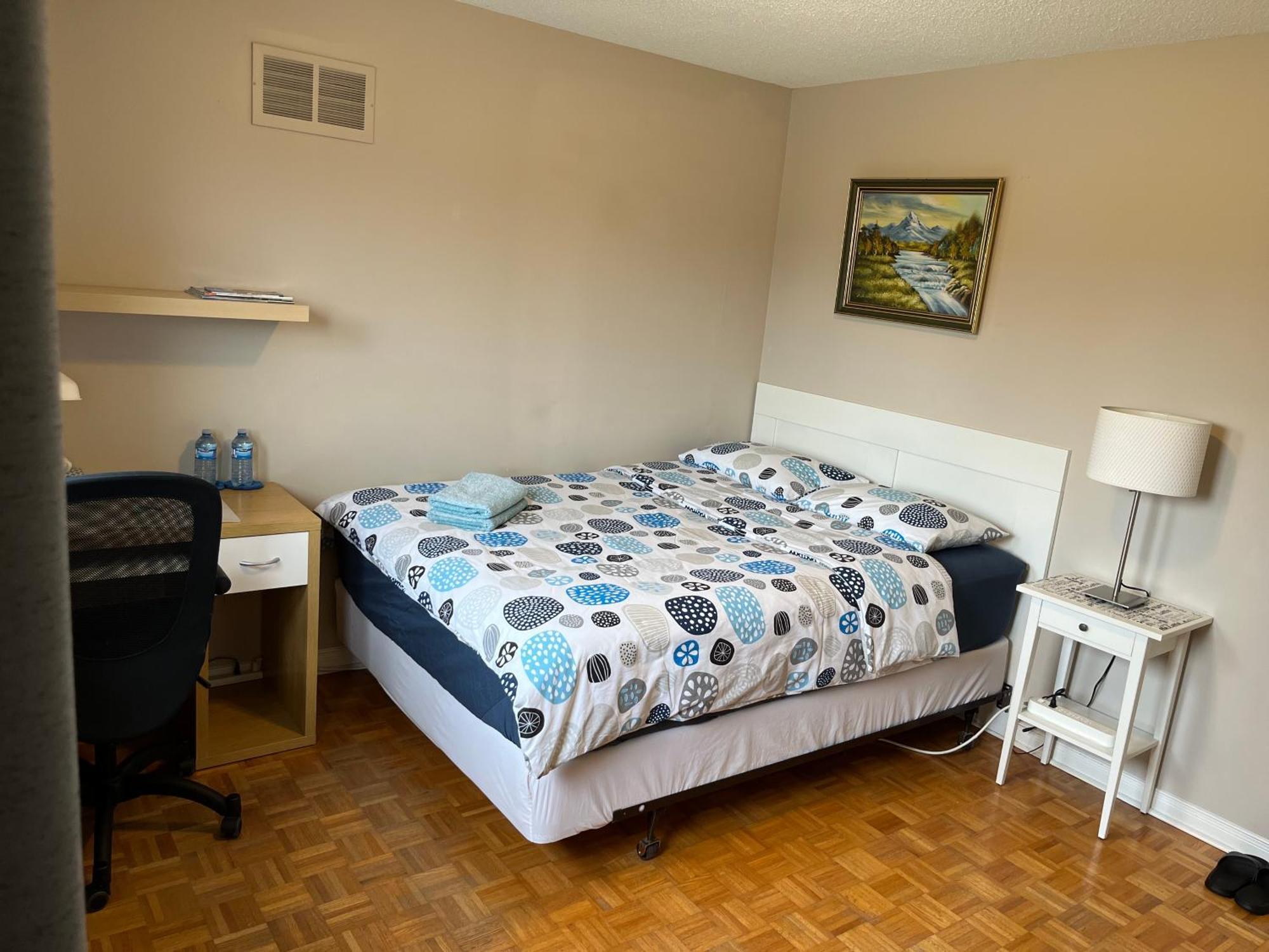 Comfort Rooms Near Toronto Airport มิสซิสซอกา ห้อง รูปภาพ